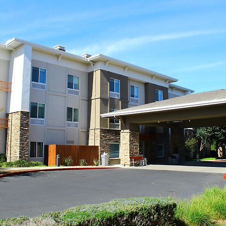 Holiday Inn Express Hotel & Suites Napa Valley-American Canyon By Ihg Exterior photo