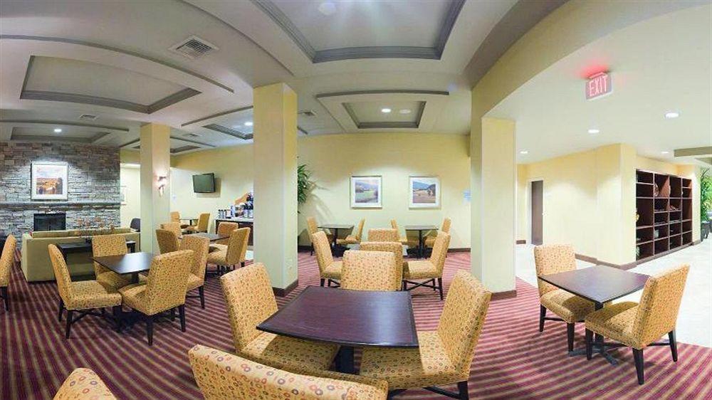 Holiday Inn Express Hotel & Suites Napa Valley-American Canyon By Ihg Exterior photo