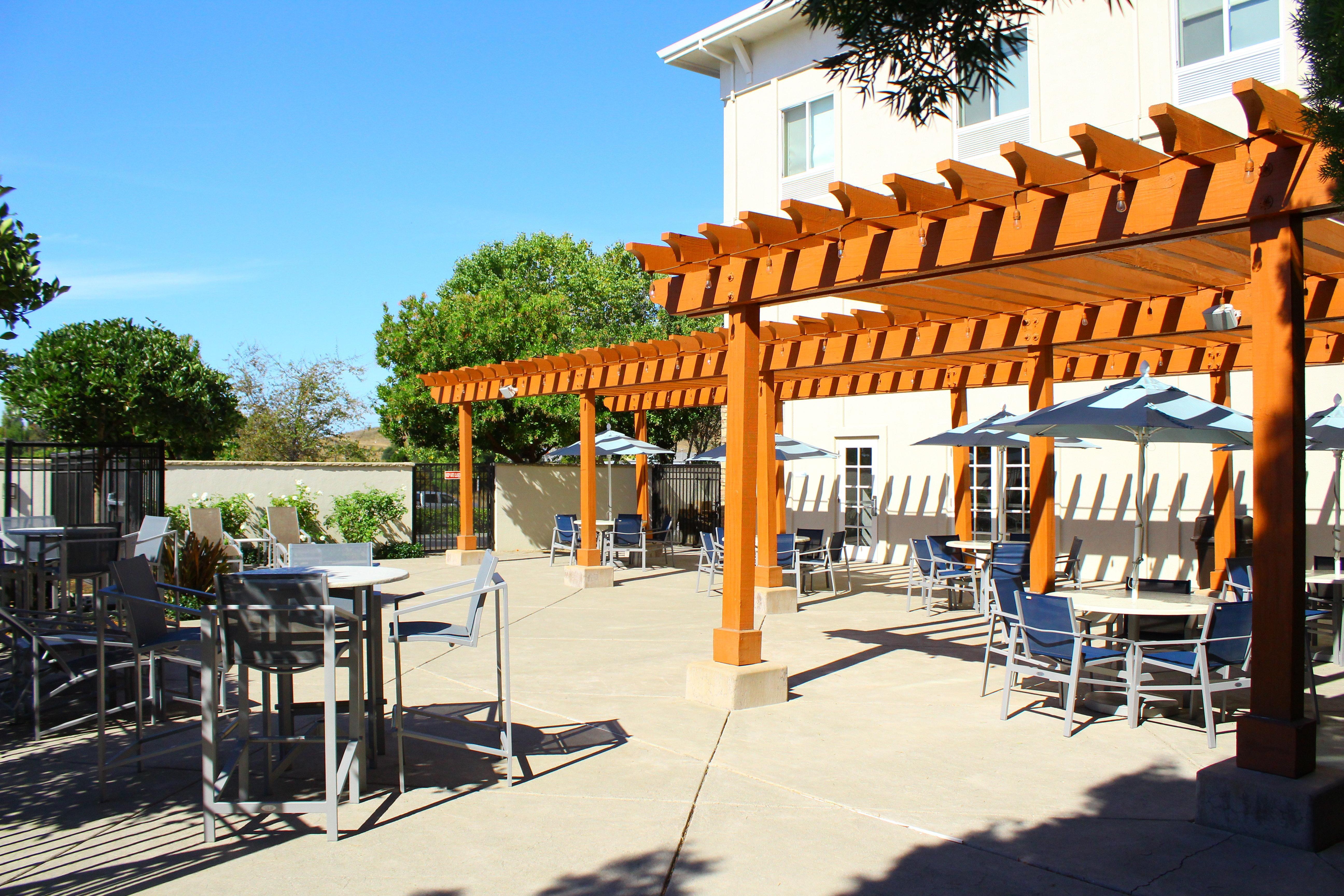 Holiday Inn Express Hotel & Suites Napa Valley-American Canyon By Ihg Exterior photo